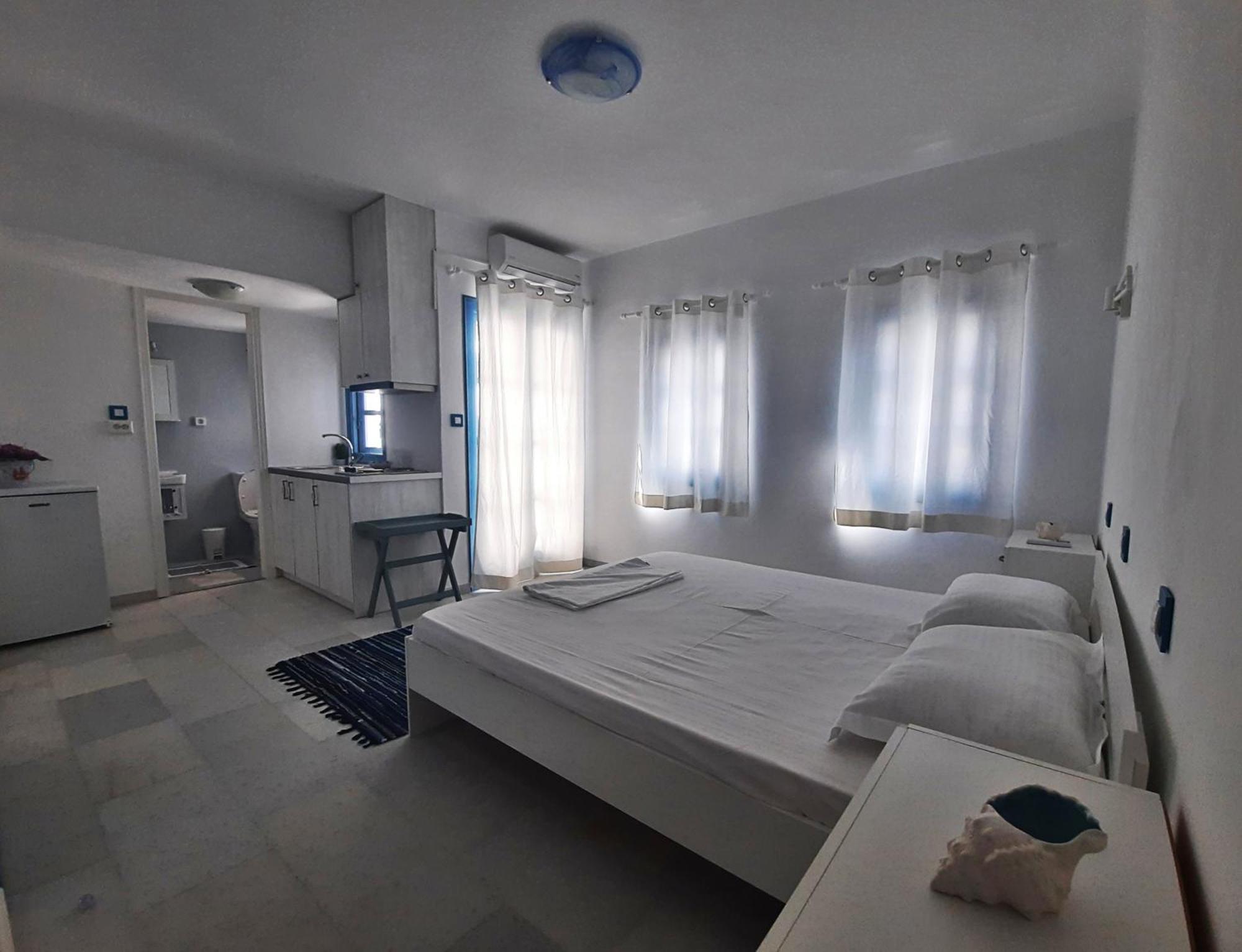 Hotel Blue In Naxos Naxos City Exterior foto